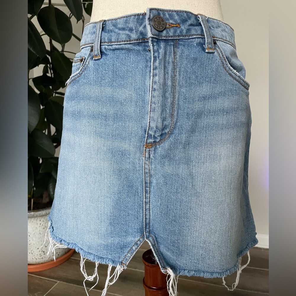 BDG Denim Blue Frayed Hem Skirt Size M